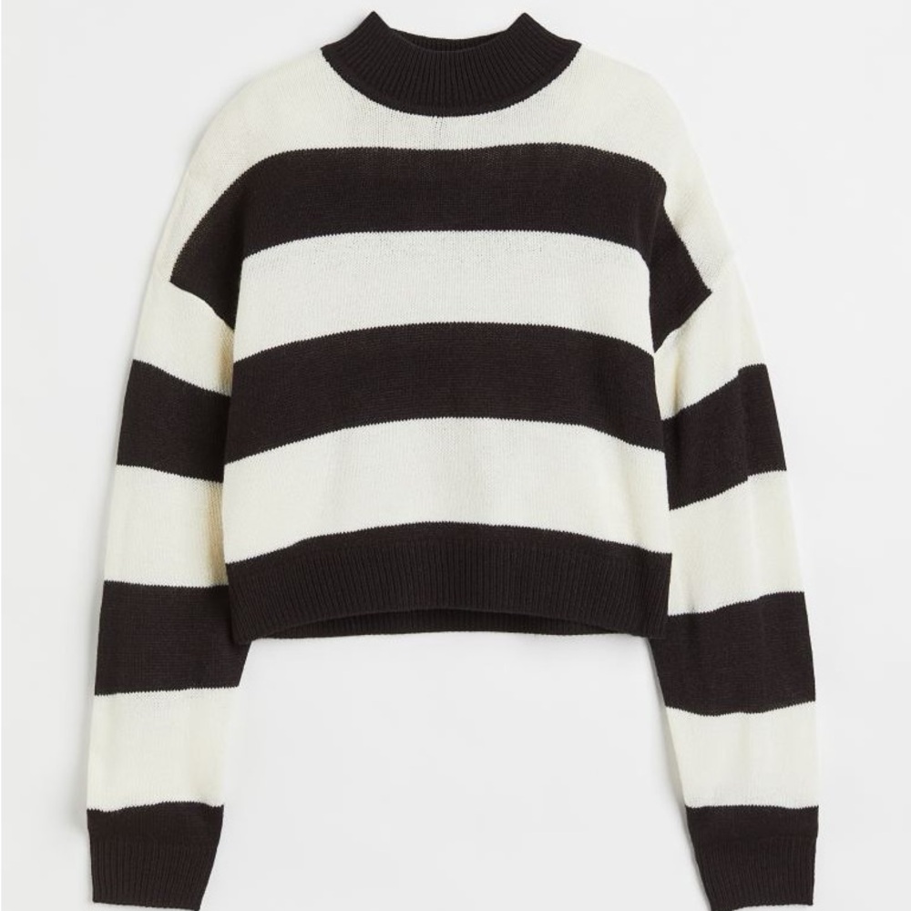 Striped Mock Neck Sweater || H&M Divided